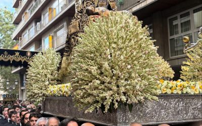 Salesianos acompaña a la Virgen de las Angustias